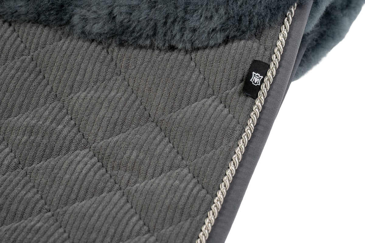 HC corduroy dekje met wol