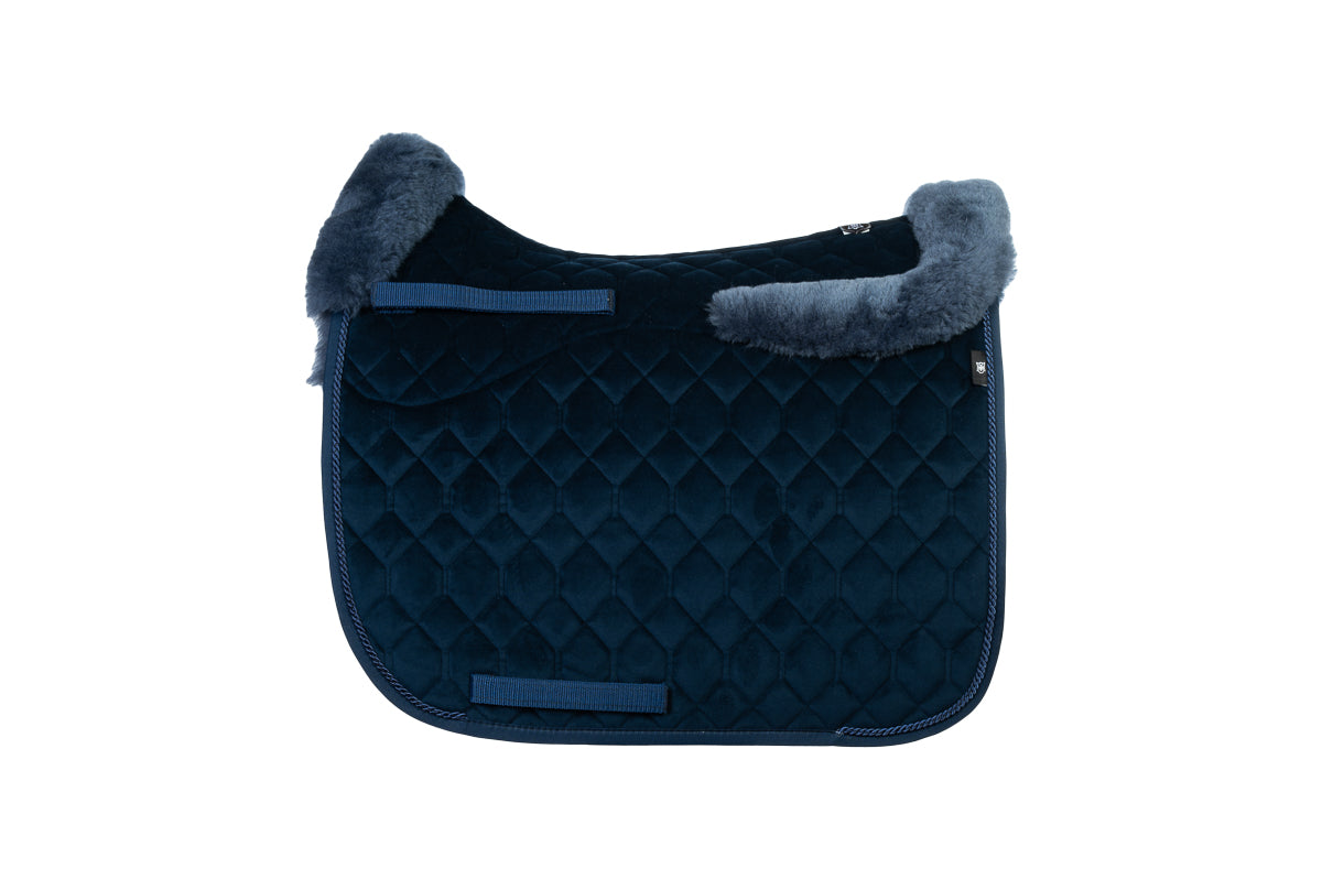 Blauw fluwelen zadeldekje met lamswol – Mattes Herfstcollectie 2026